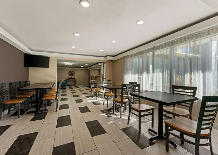 Econo Casino Area * Rockford