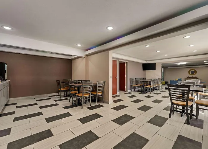 Econo Casino Area *