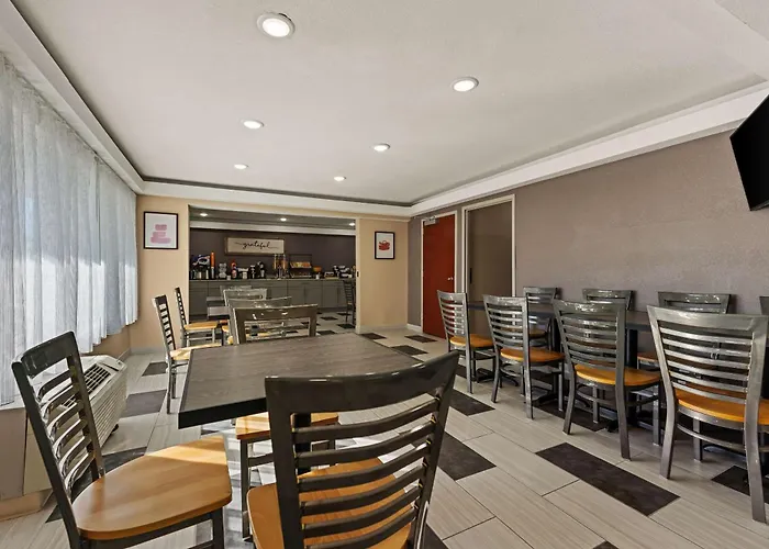 Lodge Econo Casino Area Rockford